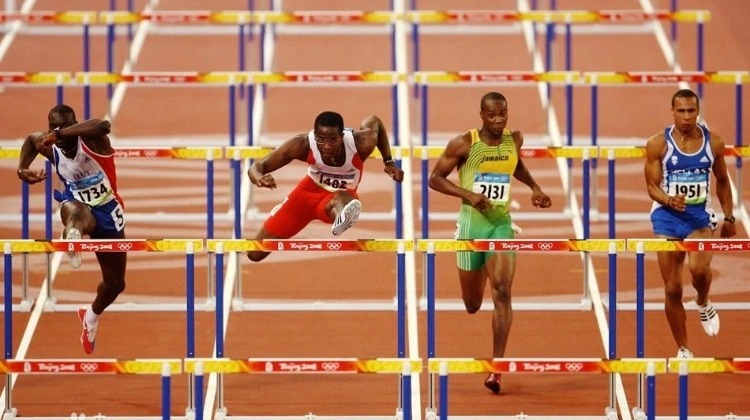 欧冠与联赛双线开云作战，球队取舍更加清晰