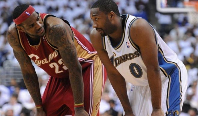 让人感到既 让人感到既