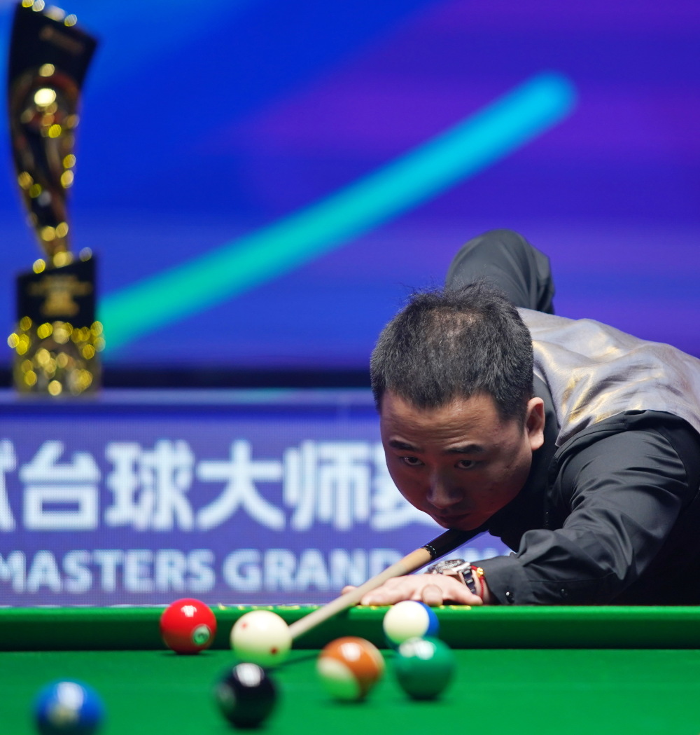 是她一次次 是她一次次