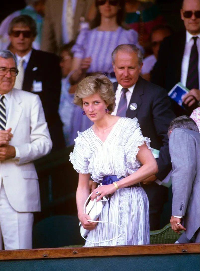 提醒我们 提醒我们